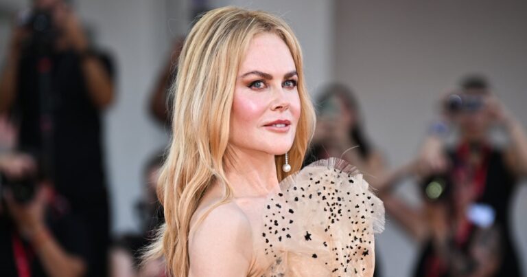 nicole kidman westman atelier vital skincare concealer