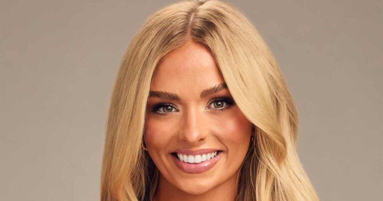 Miranda McWhorter R175946 5775 V1 8x10